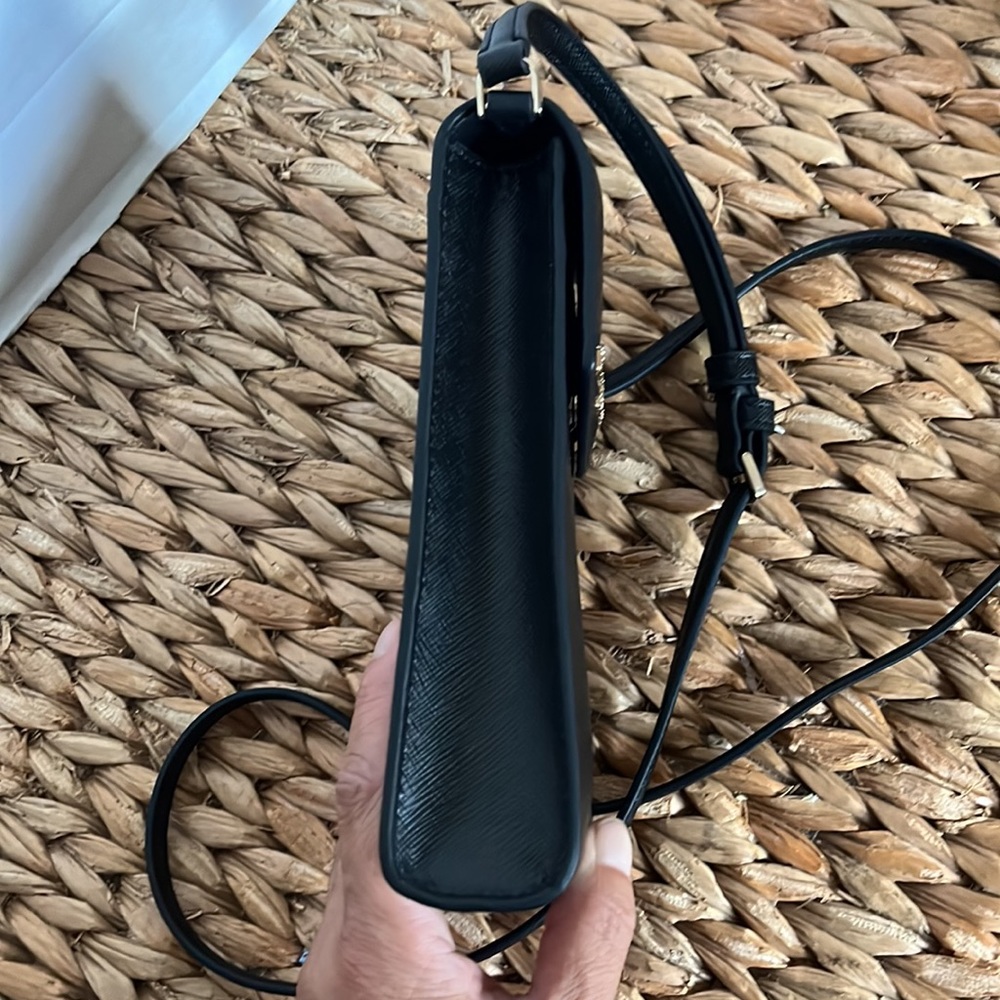 Kate Spade Staci Saffiano Leather Crossbody Phone - Picture 3 of 6
